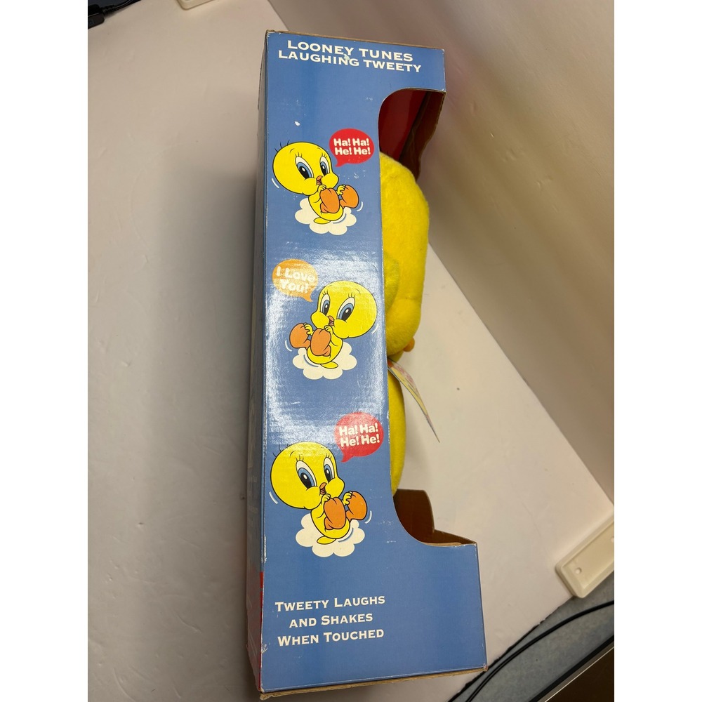 Vintage 1998 Warner Bros Studio Laughing Tweety Bird Plush Looney Tunes Box - Picture 6 of 9